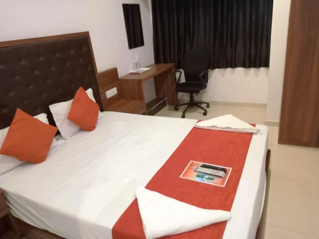 Sai Deep Lodging Navi Mumbai Dış mekan fotoğraf
