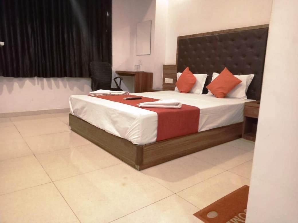 Sai Deep Lodging Navi Mumbai Dış mekan fotoğraf