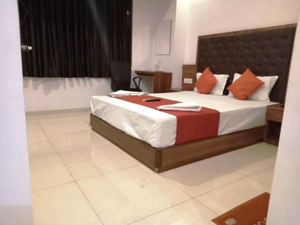 Sai Deep Lodging Navi Mumbai Dış mekan fotoğraf