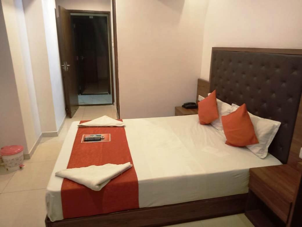 Sai Deep Lodging Navi Mumbai Dış mekan fotoğraf